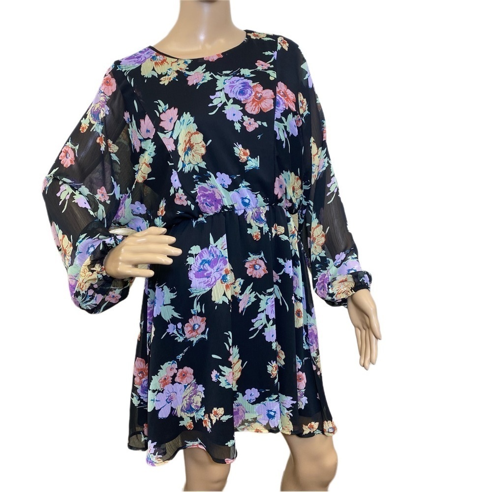 WAYF Dress - S - Flowers